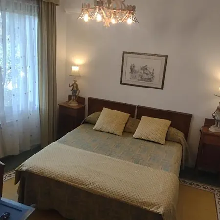 Relais La Canfora Guest house 2*