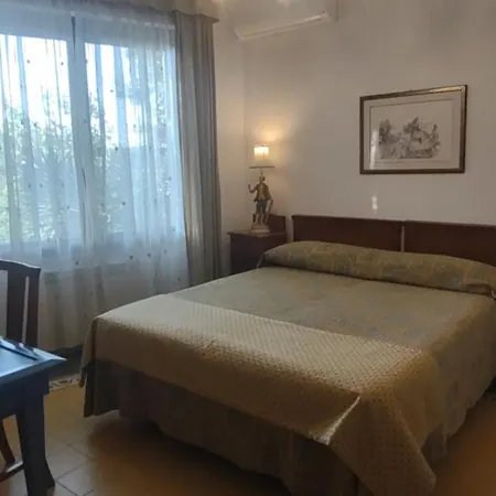 Guest house Relais La Canfora 2*