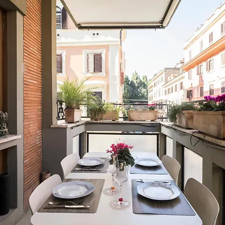 Marisol's House, Colosseo *