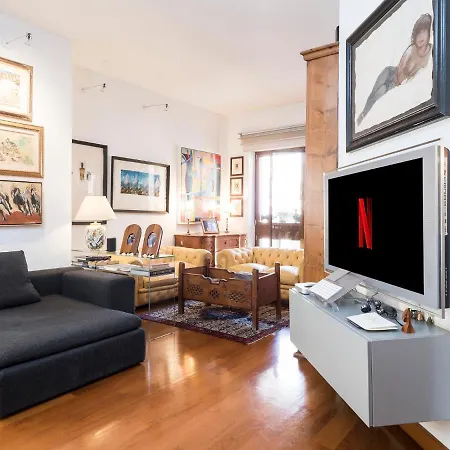 Marisol's House, Colosseo Apartment *