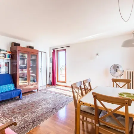 Apartment Rosa's Terrace Panoramic Penthouse Rome