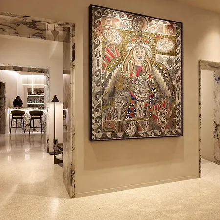 Borghese Contemporary