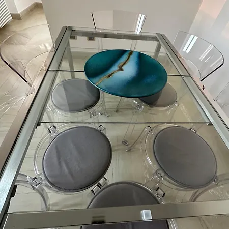 Crispi 2enty At Spanish Steps Appartement Rome