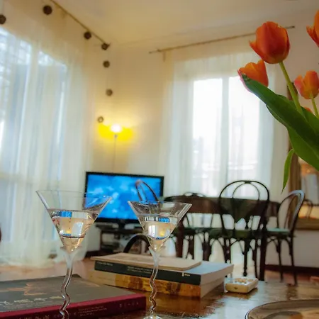 Fiore Apartment *