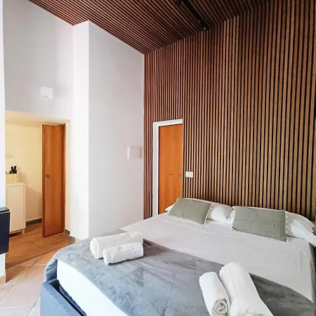 Apartment Mini Con Balcone A Piazza Del Popolo Rome