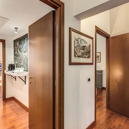 Apartment Myrhome - Spanish Steps *