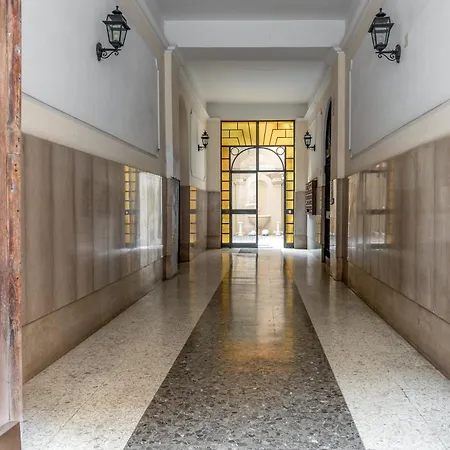 Le Stanze Di Rinaldo *