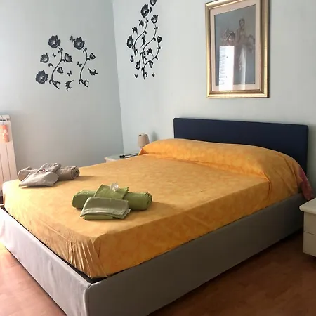 Momohouse - 4 Ospiti 2 Wifi A/c Apartment *
