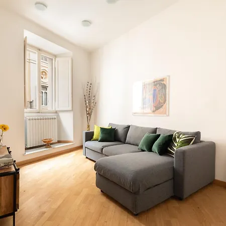 Apartment Spanish Steps Stylish