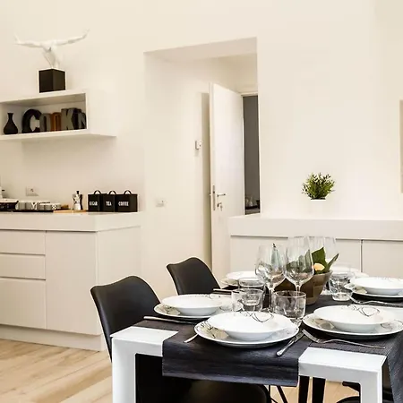 Apartment Thebestinrome Piazza Di Spagna Rome