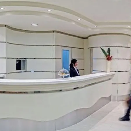 Cinecitta Hotel 3*