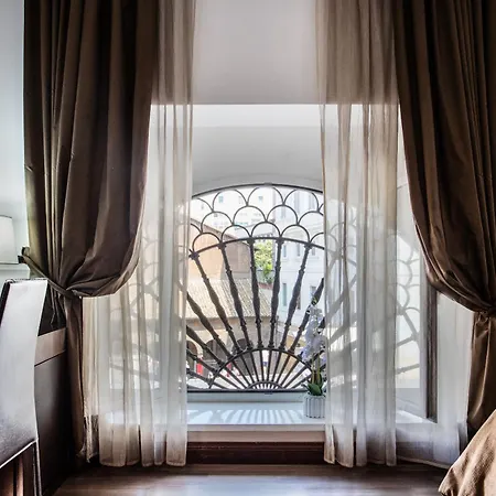Boutique Nazionale מלון 3*