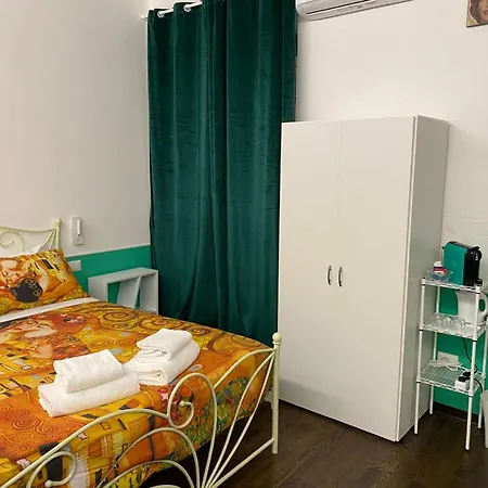 Royal فندق مبيت وإفطار *