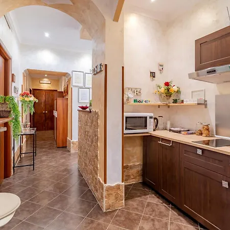 Alis Laura - 150m From Piazza Bologna Metro And 10 Minutes From The Colosseum * Roma