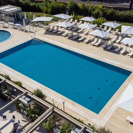 - Eur Parco Dei Medici By Ihg Hotel Rzym