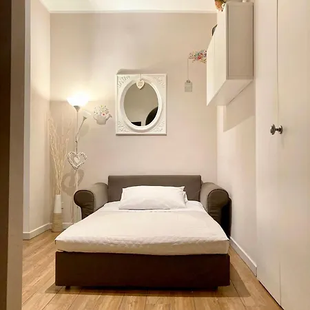 Giulia's In Vatican Apartament