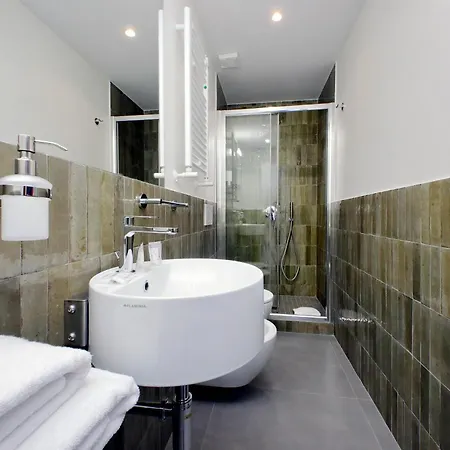 Youcomehere - Montebello Guest house *