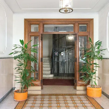 Borghese Large Appartement *