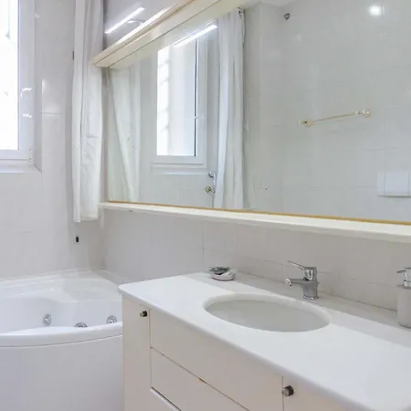Borghese Large Apartment