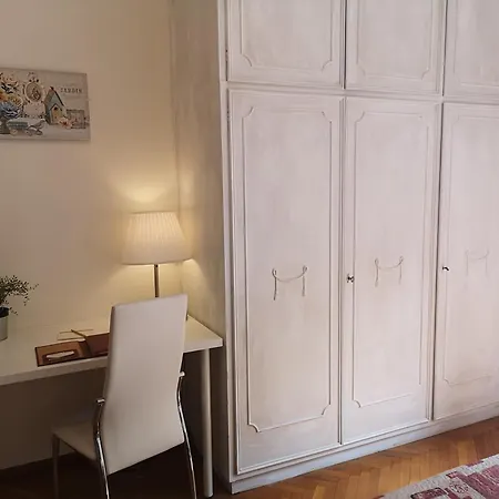 Apartment Dreams