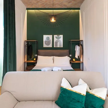 Colosseo Flats And Penthouse Apartment *