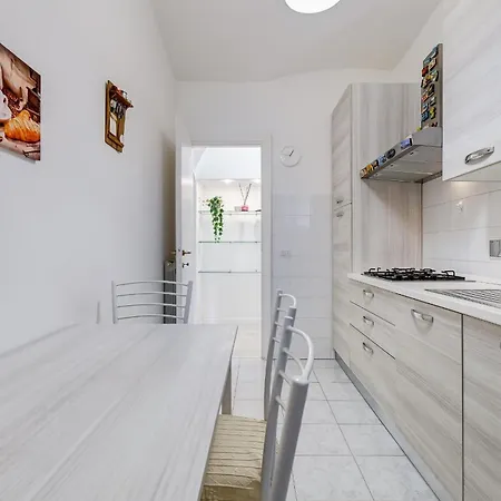 Vivilo Collection - Brescia - 2bd 2 Baths