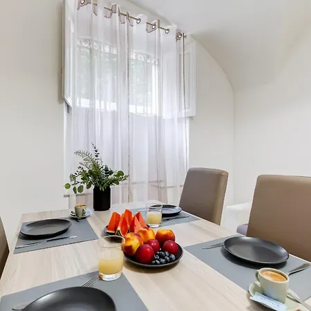 Vivilo Collection - Brescia - 2bd 2 Baths * Rome