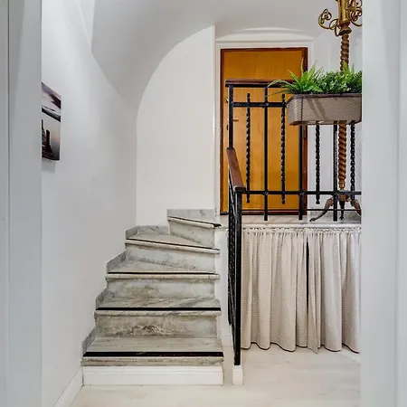 Vivilo Collection - Brescia - 2bd 2 Baths * Rome