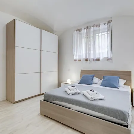 Apartment Vivilo Collection - Brescia - 2bd 2 Baths Rome