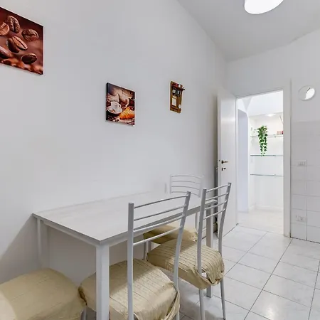 Vivilo Collection - Brescia - 2bd 2 Baths Rome