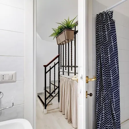 Vivilo Collection - Brescia - 2bd 2 Baths Rome