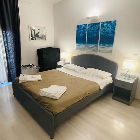 Tiburtina Suites, 2* Rome
