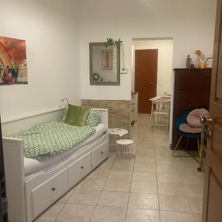 Apartment Appartamentino In Pigneto Storico Rome