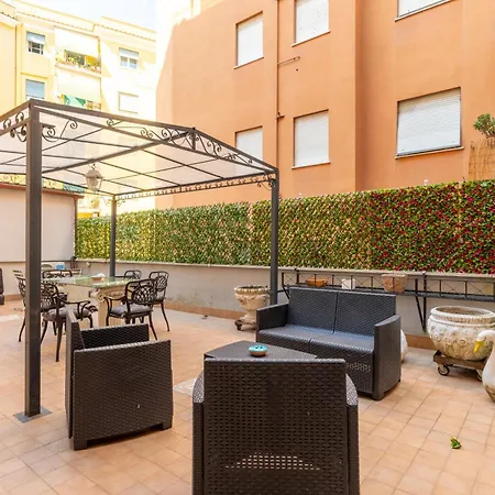 Guardabassi Collection - Vatican Luxury Terrace By Varental Apartment Rome