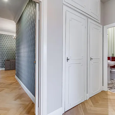 Bmga L Chic And Charm 3bdr Apt In Coppede District Appartamento