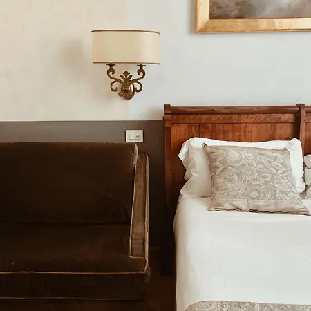 Residenza Sciarra Luxury Holiday home Rome