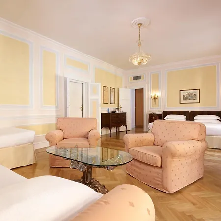 Quirinale Hotel 4*