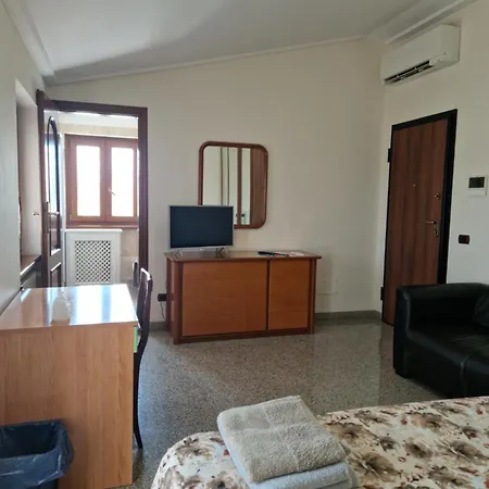 Castelbarco House B Affittacamere