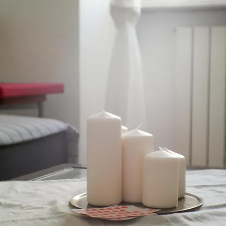 Modern 1 Bedroom Near Metro Appartamento