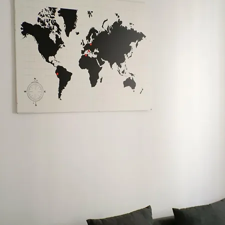 Modern 1 Bedroom Near Metro * Řím