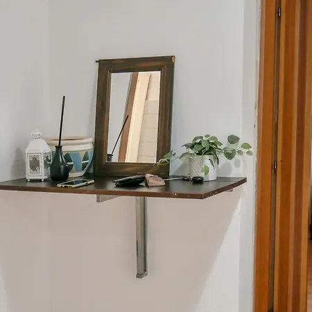 Modern 1 Bedroom Near Metro Appartamento