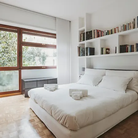 San Pietro Cozy And Quiet Three-room Rome