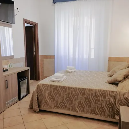 Alex Square 3*
