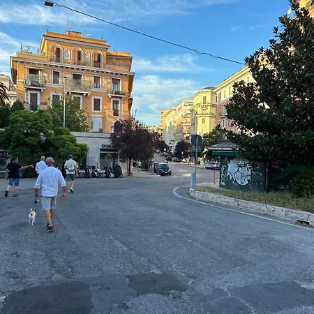 Apartment Sui Generis Casa Per Vacanze *