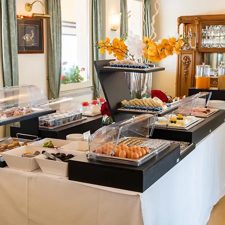 Hotel Mecenate Palace Rzym