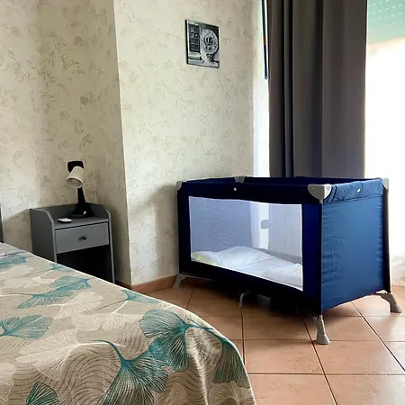 Open - Metro A Holiday home Rome