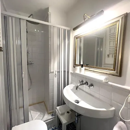 Interno * Roma