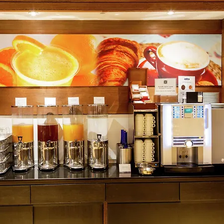 Hilton Garden Claridge Hotel 4*