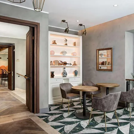 Doubletree By Hilton Monti מלון