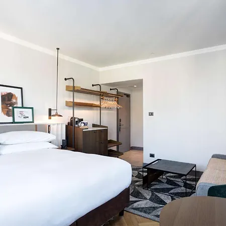מלון Doubletree By Hilton Monti